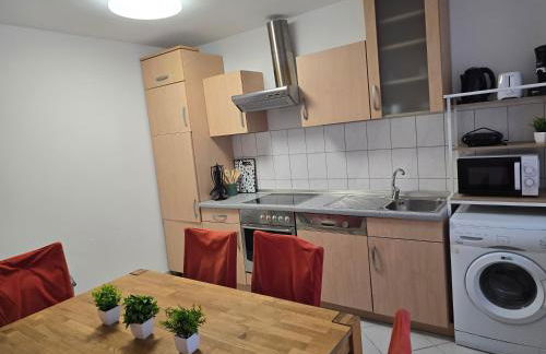 Big City Apartment Krefeld with Balcony - Foto 8