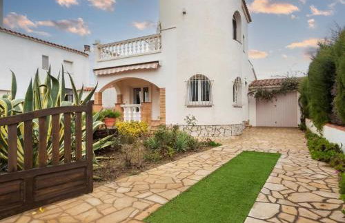Comfortable house with a pool very close to the beach, Amfora Cugat Sant Pere Pescador - Foto 60