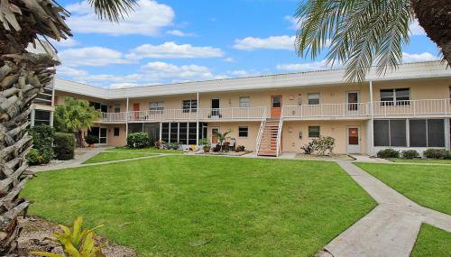 2 BR second story condo close to beaches - Foto 4