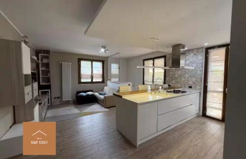 Large apartment with private garden - Foto 2