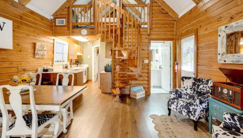 Lake Okeechobee Dockside Cabin with Pool Access - Foto 5