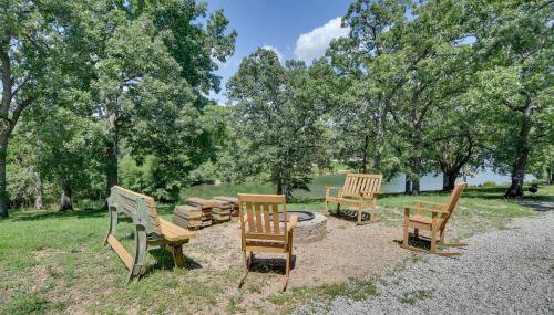 Charming Studio with Pool and Table Rock Lake Access! - Foto 3