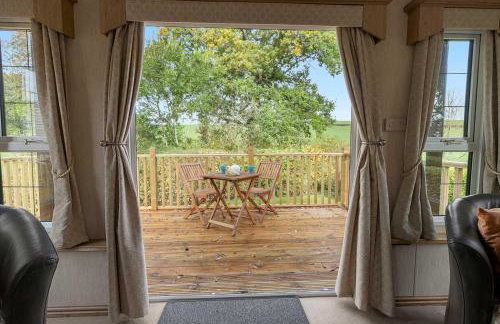 Greendale Splash Escape - No Commercial Sign written Vehicles,Fishing Nearby & Communal Swimming Pool Open April to September - Foto 13