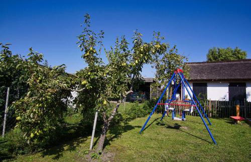 nah am Meer, ruhige Lage, gratis Nutzung vom AHOI Erlebnisbad und Sauna in Sellin - Haus Büdnerstube FeWo 5 - Foto 19