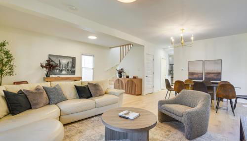 Shop, Dine and Unwind Oak Park Home with Private Yard - Foto 5