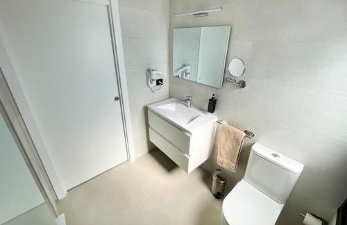 Apartamento de 3 dormitorios, piscina y parking - Photo 14