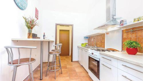 4 Bedroom Lovely Home In Bribir - Foto 3