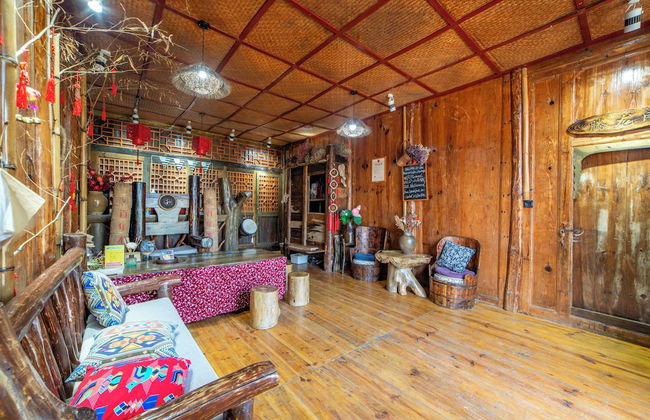 Glass Inn - Photo 12