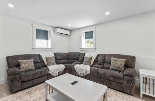 New Family Coastal Retreat Game Room Firepit - Photo 28