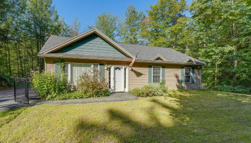 4 Mi to Long Lake! Secluded Haven with Fenced Yard - Foto 4