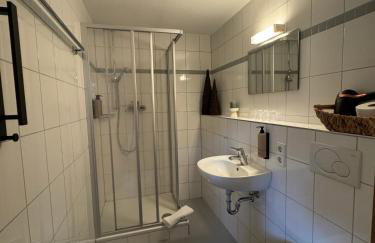 Almgasthaus Knöpflesbrunnen Vierbettzimmer - Foto 2