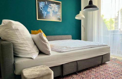 Living at Saarpartments -AdultsOnly- 2 Bedrooms, Kitchen - Business & Holiday Apartments for Long- and Short term Stay, 3 min to Train Station, Secure E-Bike Parking! - Foto 13