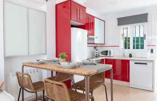 Chalet de Lujo con Azotea de Ensueño y Barbacoa "Laurum 9" - Foto 19