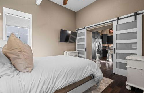 Stylish Church Conversion Walk to LoHi - Foto 29