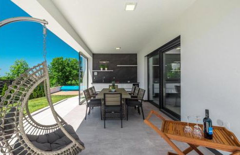 Pet Friendly Home In Porec - Photo 15