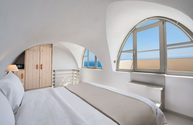 Theano Cave Suites & Villas - Photo 4