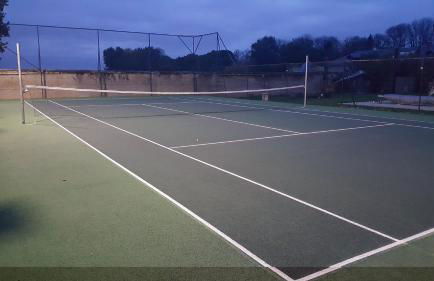 Gîte de la Mignonerie du Château de Jallanges pour 19 personnes avec 4 ou 7 chambres - Foto 16