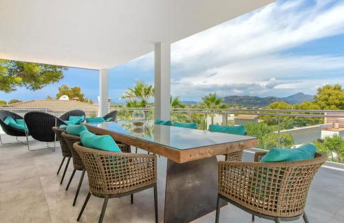 Modern exclusive Villa with Pool and Mountain View - Foto 2