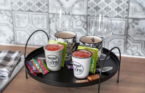 L'Horizon - Suite romantique avec jacuzzi, sauna, piscine & vidéo projecteur - Foto 7