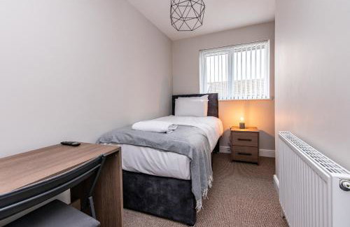 3-Bed House - Ideal for Contractors and Families - Foto 7