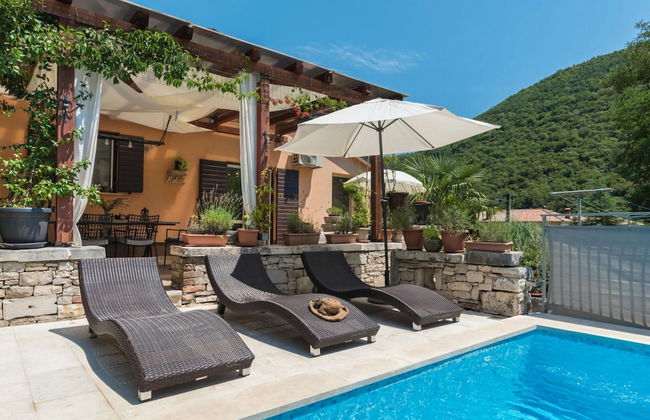 Charming Apartment in Rasa-labin - Foto 13