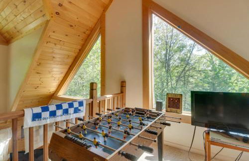 Virginia Mountain Cabin with Decks and Fireplaces - Foto 24