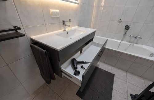 Fabrik68 - ganzes Haus 3 Schlafzimmer 2 Bäder - Photo 12