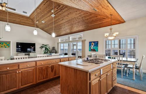 Toes in the Sand- a Gulf-Front Paradise - Foto 40