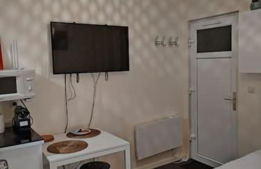 Studio Indépendant avec terrasse proche Paris - Foto 6