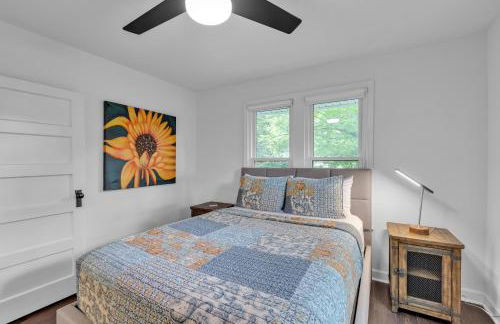 Relax and Unwind in the Heart of Fayetteville home - Foto 12