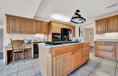 Luxury Bathroom Home with Game Room 25 Mins to PCB - Foto 18