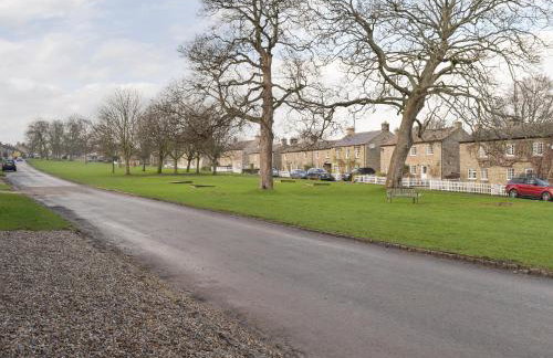 Peartree Cottage & Granary - Photo 24