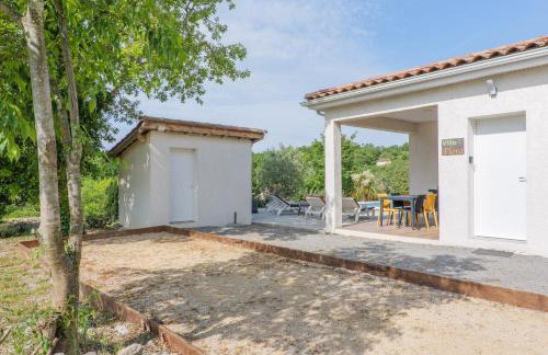 Villa Flora - Photo 1