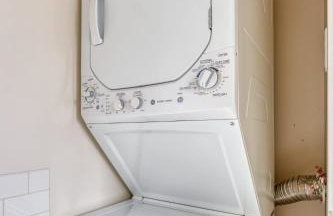 Elegant NW Portland Suites - Central Walkable Stay - Photo 14