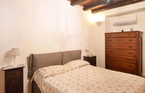 Nice Home In Montauro With Wifi - Photo 9