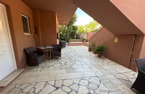 Stefanos Studios - Photo 2