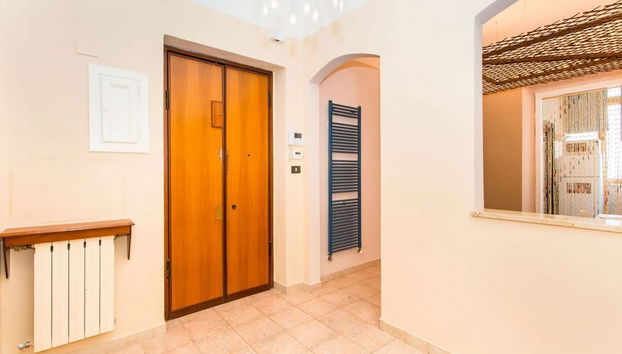 Politecnico Bright Apartment - Photo 2, Interior entrance