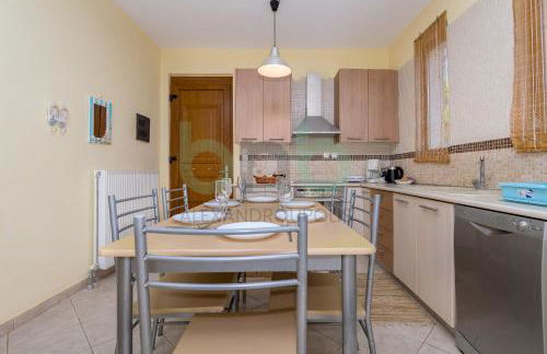 Thea Dikella - Foto 21