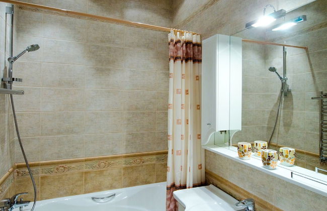 LUXKV Apartment on Kudrinskaya Square - Photo 12