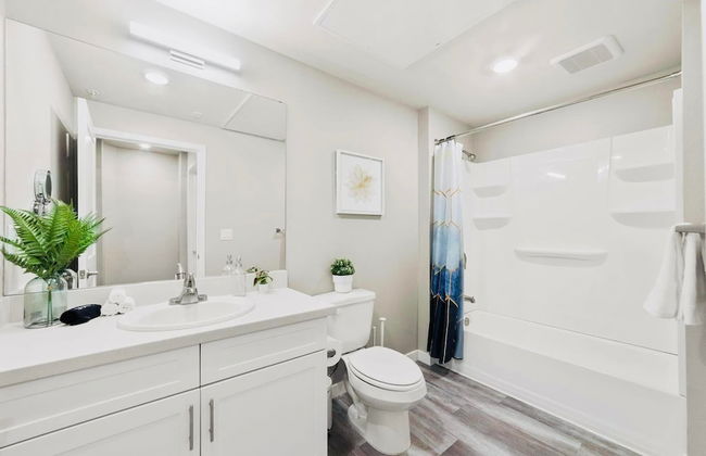 Chic Apt w Jacuzzi Lake Front Nr Casino Imax - Foto 17