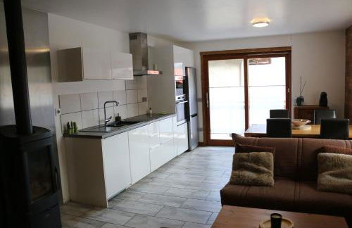 maison de village au pied des 3 Vallées - Foto 6