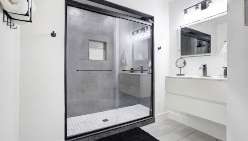 The Birch House - Serene Texas Lake Retreat - Foto 4