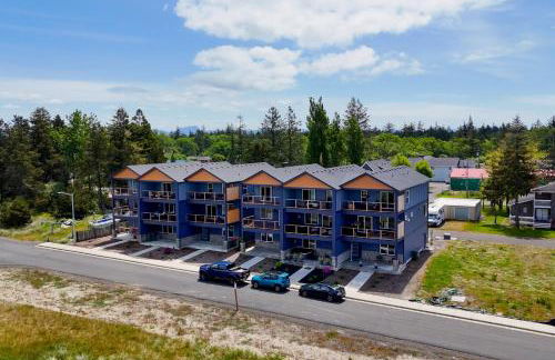 Columbia River Views Spacious Hammond Getaway! - Photo 36