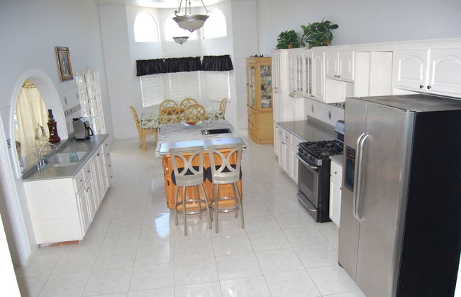 Celebrity Villa Jamaica - Photo 4