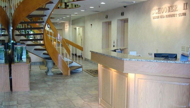 Mostrador de check-in y check-out