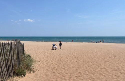 Charmigt byhus med takterass - Foto 30