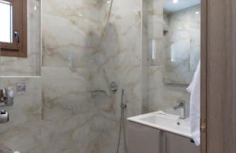 Sunshine Rooms and Suites - Foto 27