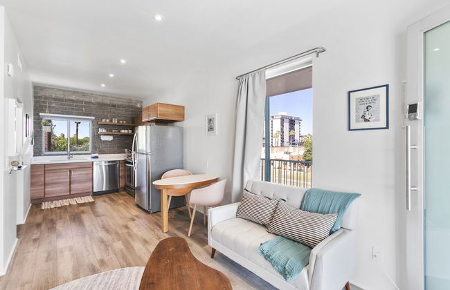 Modern Designer Studio with Pool - Foto 30