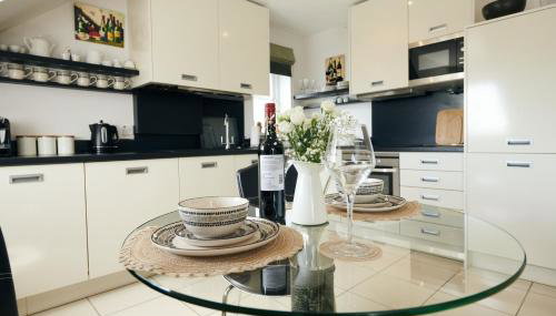 Footprints - gorgeous coastal apartment with sea views - Foto 5