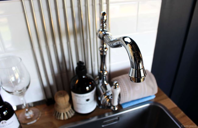 Compass Hut - Photo 30